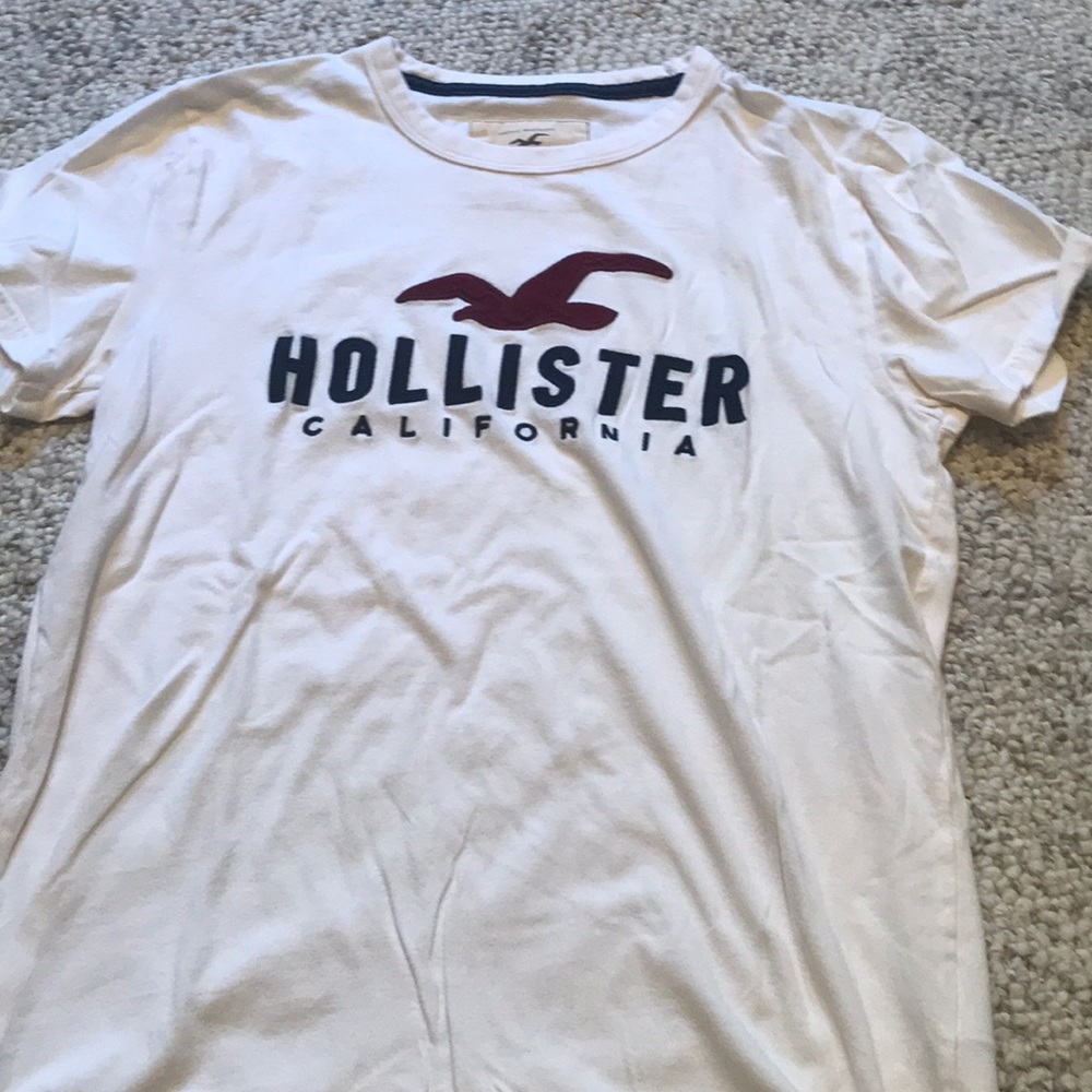 Hollister T-shirt